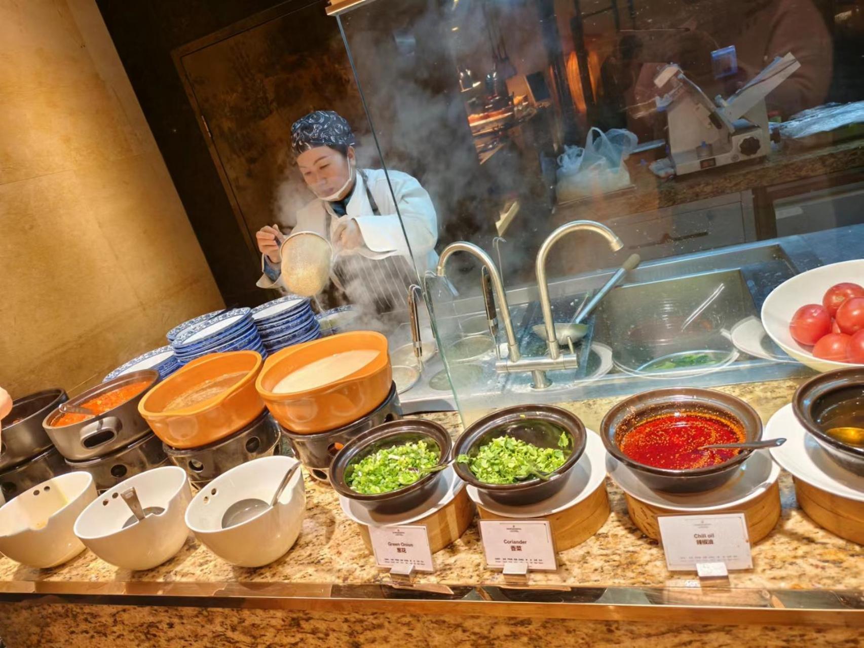 Intercontinental Shijiazhuang By Ihg Hotel Buitenkant foto